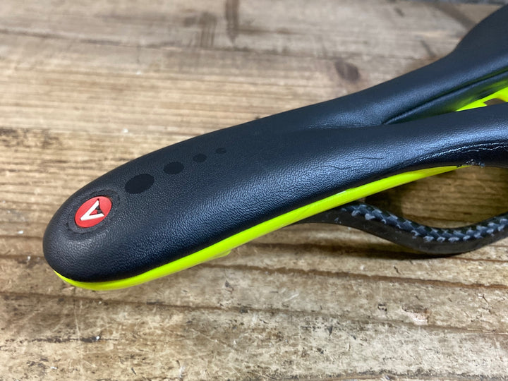KF550 アスチュート ASTUTE SKYLITE VT サドル カーボンレール