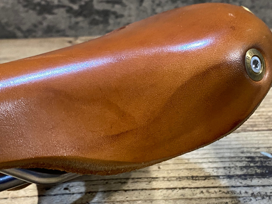 KL169 ベルソーサイクルズ BERTHOUD CYCLES レザーサドル チタンレール
