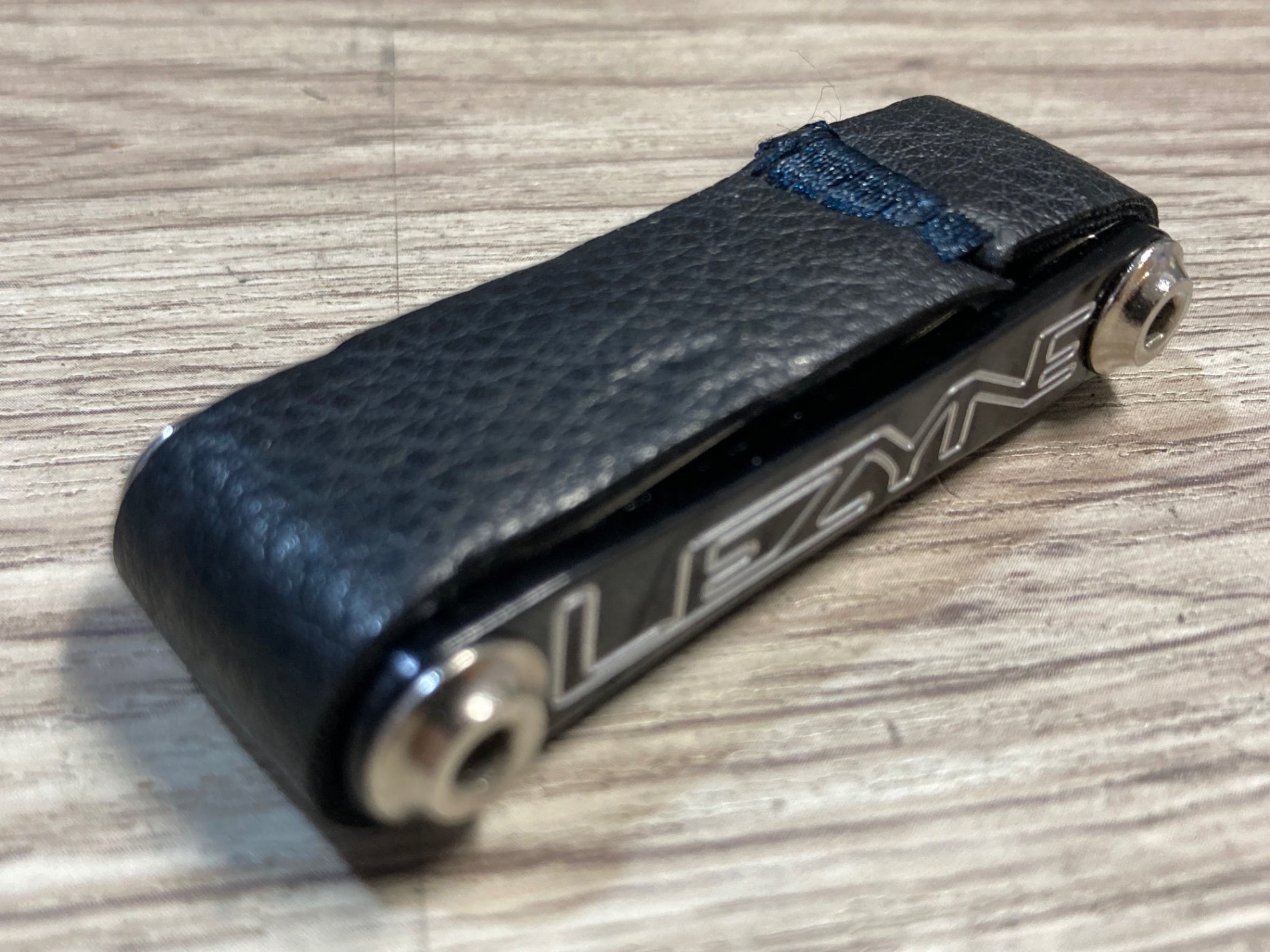 JX081 レザイン LEZYNE V5 MINI TOOL マルチツール 携帯工具 – BICI