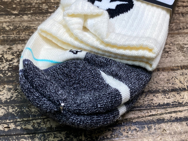 JQ170 アソス assos earlywinterSocks S7 サイクルソックス 白 2