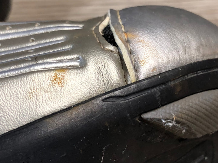 JR970 シマノ SHIMANO RT80 SH-RT80 ビンディングシューズ 2穴 シルバー EU43