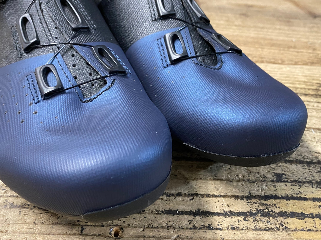 JZ698 フィジーク fizik TEMPO OVERCURVE R4 SHOES ビンディングシューズ 3穴 BOA 黒 EU42