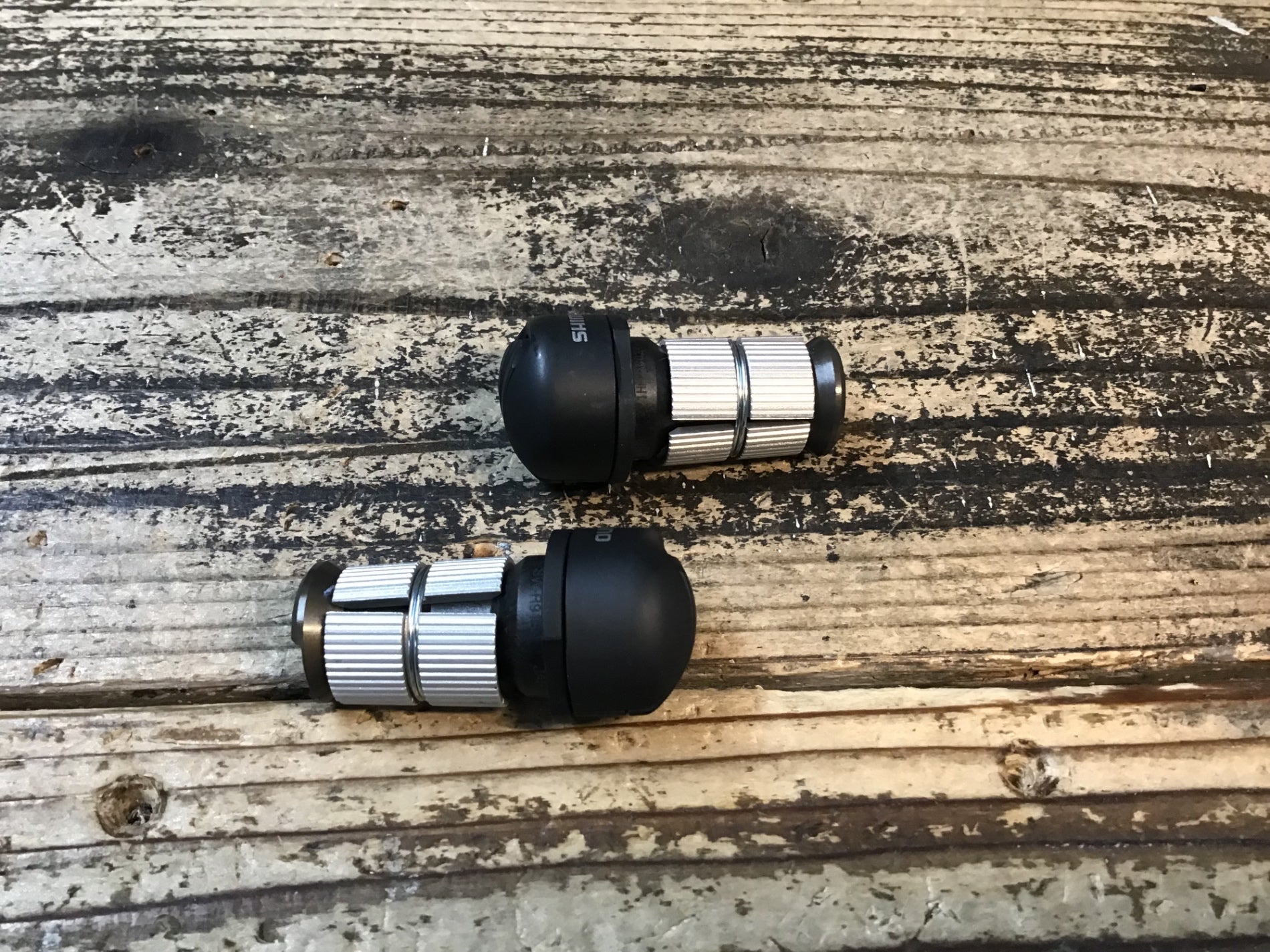 【直接引き取りのみ】②です。 JF882 シマノ SHIMANO デュラエース DURA-ACE SW-R9160 リモート