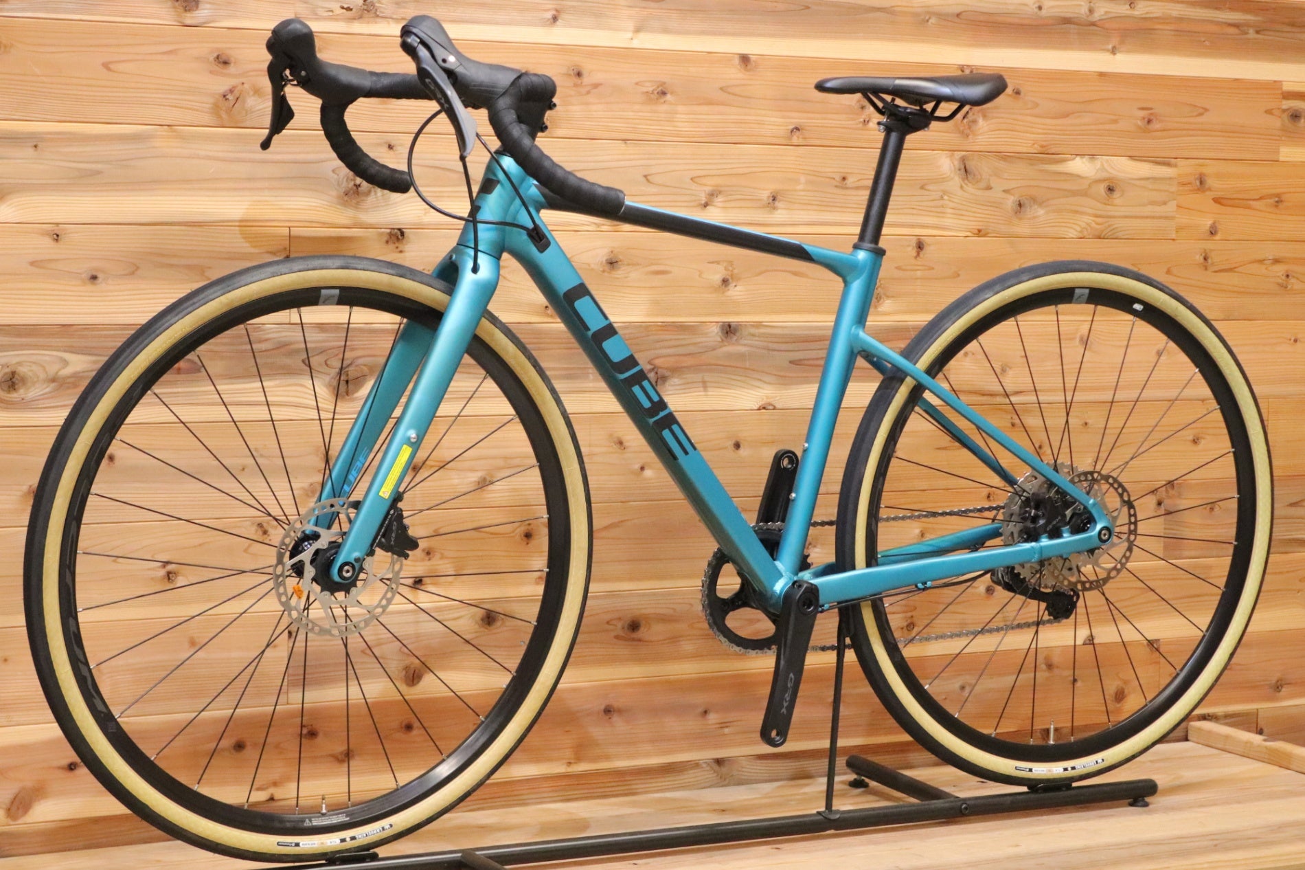 キューブ CUBE ニューロード NUROAD EX DISC 2021モデル 50サイズ