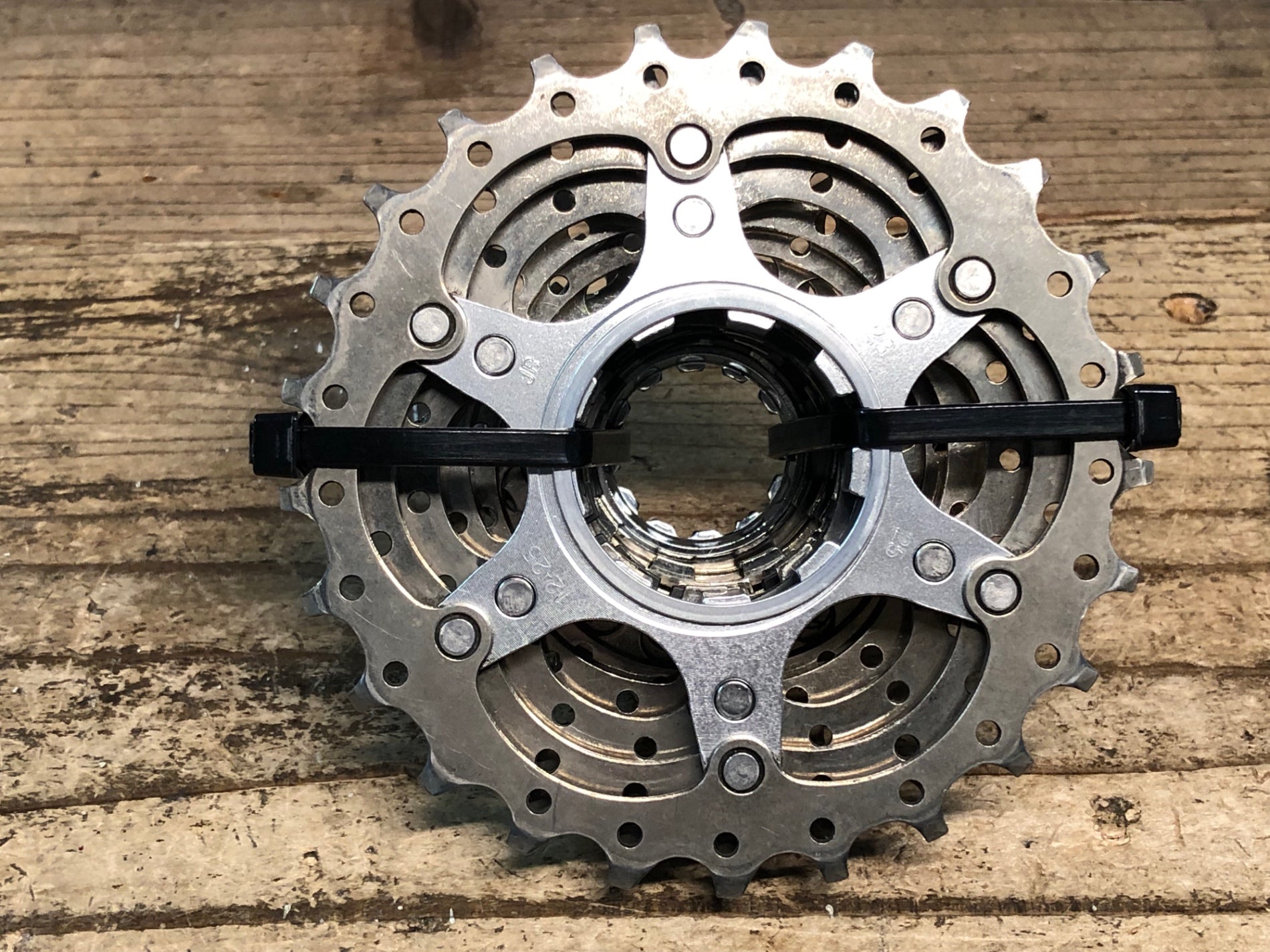 IJ592 シマノ SHIMANO 105 CS-5700 スプロケット 10S 12-25T – BICI