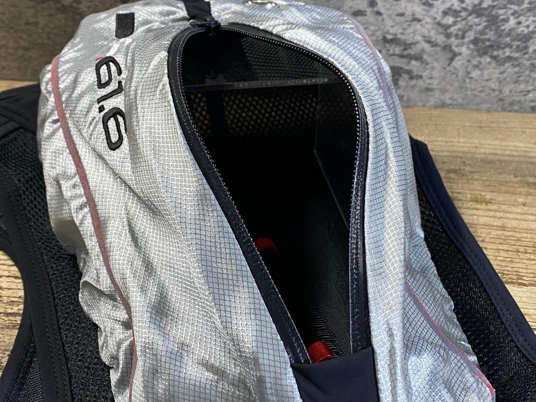 JQ925 アソス ASSOS DB 61.6 スパイダーバッグ – BICI AMORE ONLINE STORE