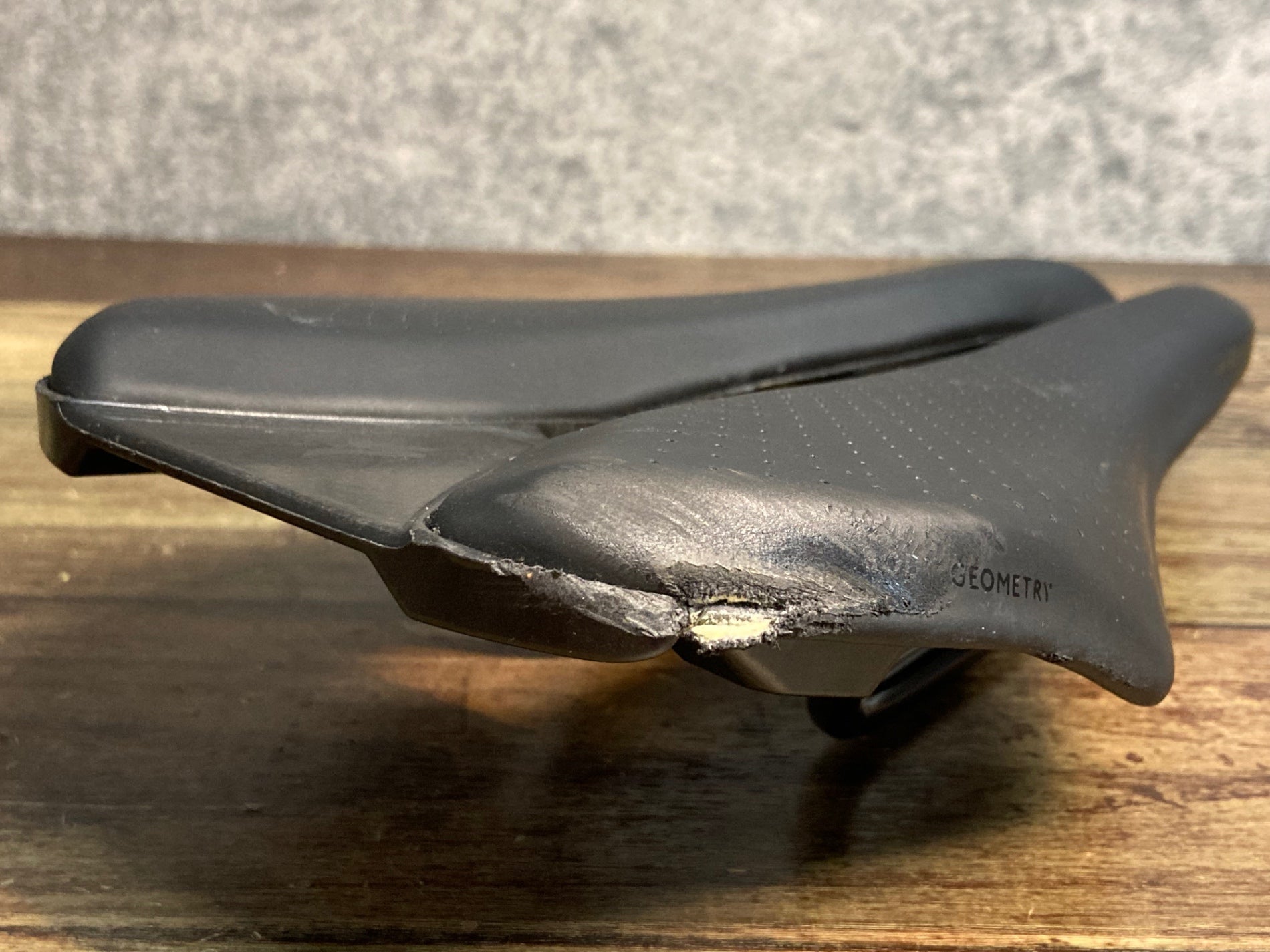 JX069 スペシャライズド SPECIALIZED SITERO サドル 黒 130mm HOLLOW