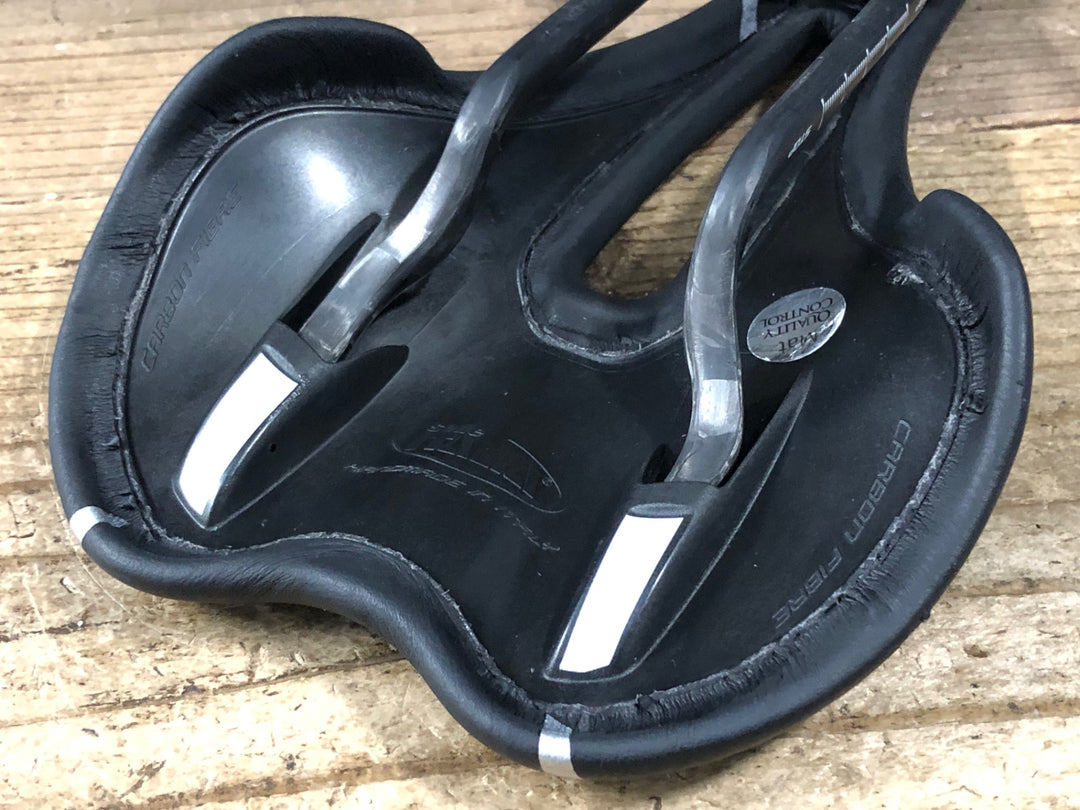 KN601 セライタリア Selle Italia SLR Kit Carbonio Flow サドル 黒 カーボンレール