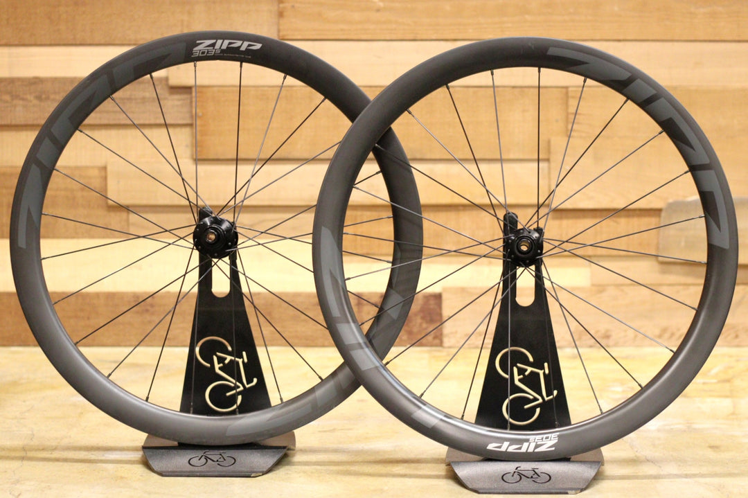 ジップ ZIPP 303S カーボン チューブレスレディ シマノ 12/11S ホイールセット フックレス DISC 【立川店】