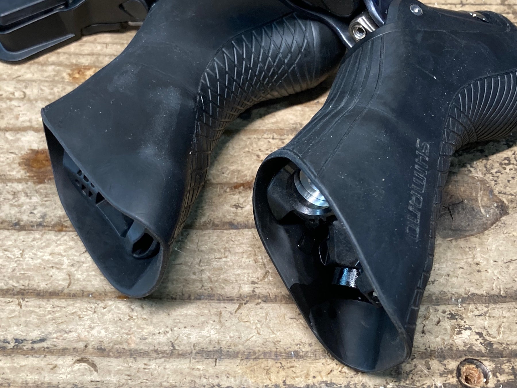 JN570 シマノ SHIMANO アルテグラ ULTEGRA ST-R8070 STIレバー 2x11s