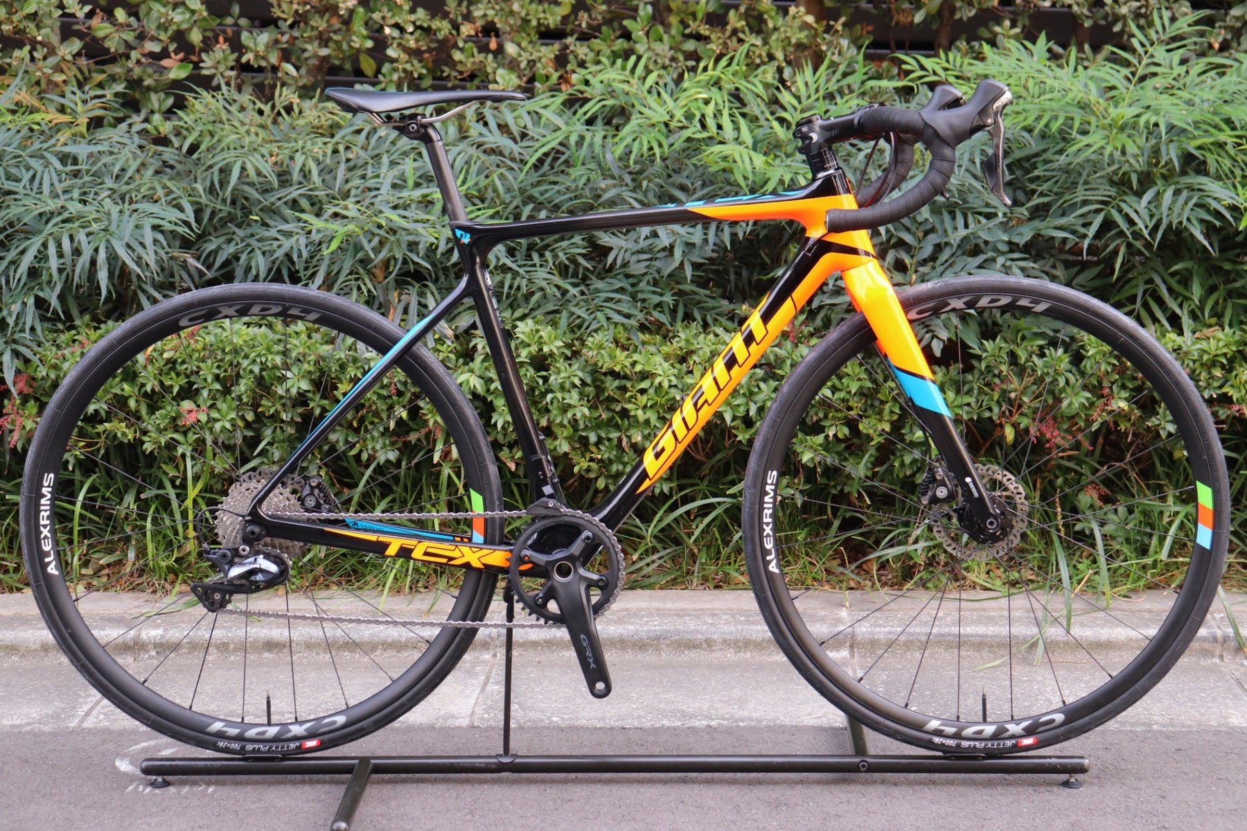 絶版　超希少　クロスギャザー　ザ・ギガンティックタイタン　自販機用　新品、未開封 ジャイアント GIANT TCX Advanced Pro 2 2018年 Sサイズ シマノ MIX