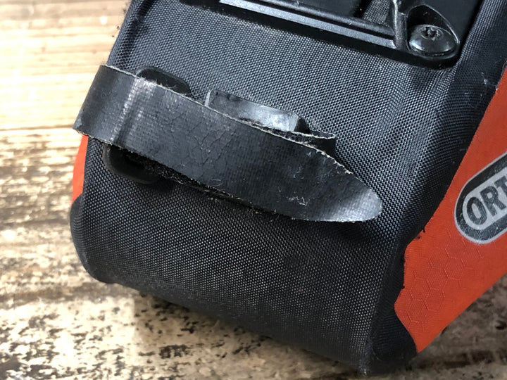 JQ059 オルトリーブ ORTLIEB サドルバッグ オレンジ