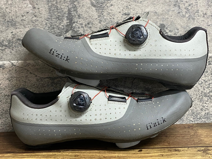 JY254 フィジーク fizik テンポ TEMPO R4 ビンディングシューズ SPD-SL グレー EU41　※余臭強め