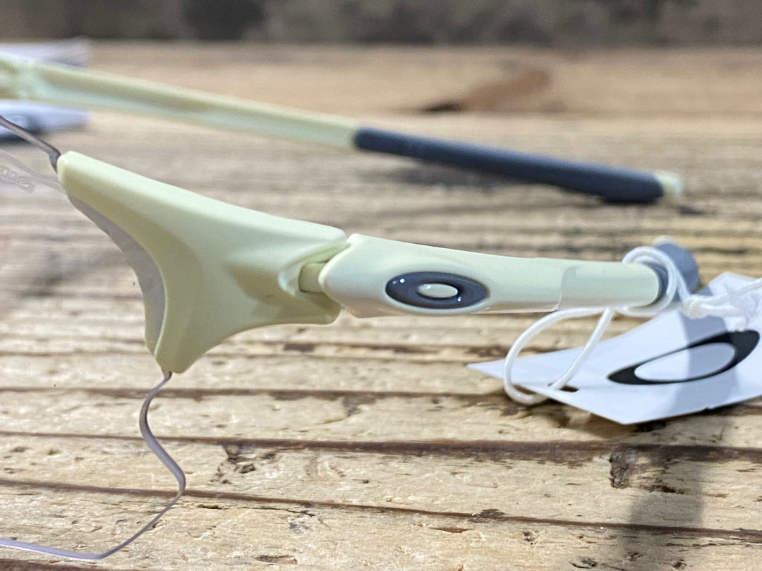JV606 オークリー OAKLEY EV ZERO サングラス アイウェア 白 PHOTOCHROMIC ※フレーム日焼け