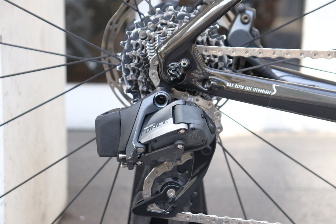 フォーカス FOCUS イザルコマックス IZALCO MAX DISC 9.7 2020モデル Sサイズ スラム フォース ETAP AXS 12S カーボン ロードバイク 【横浜店】