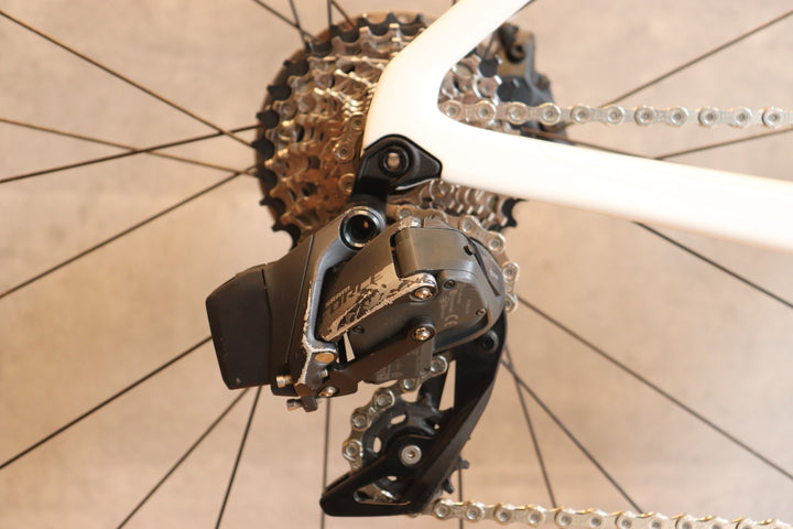 決算SALE メリダ MERIDA スクルトゥーラ SCULTURA 8000 2025モデル XSサイズ SRAM FORCE e-Tap AXS 12S カーボン ロードバイク 【さいたま浦和店】