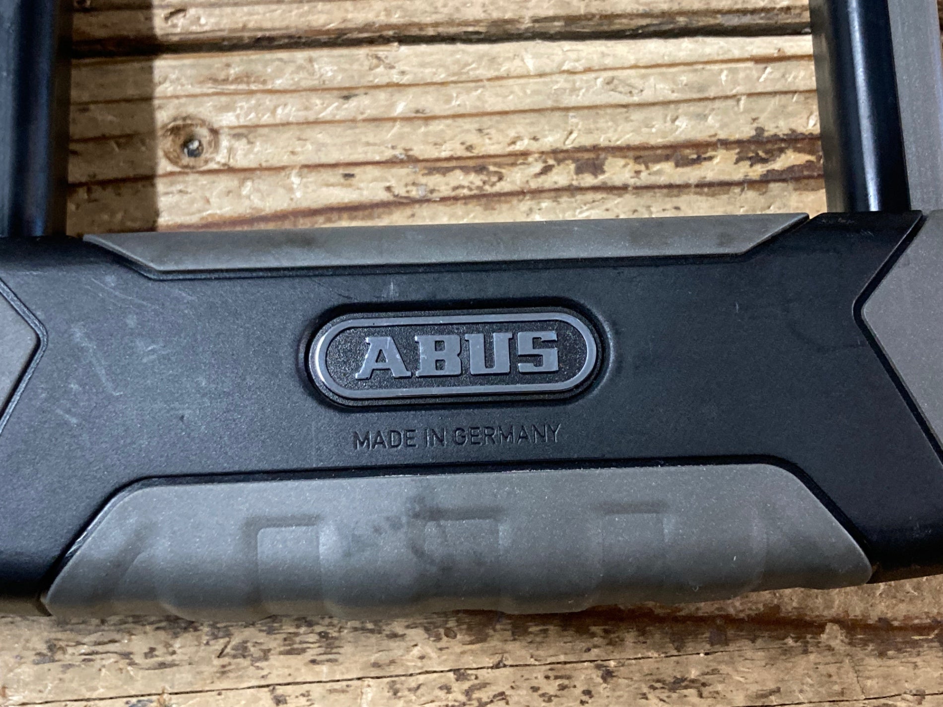 KB359 アブス ABUS Granit X-Plus 540 U字ロック 鍵 – BICI AMORE