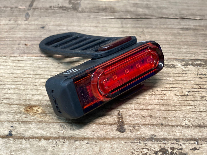 JM575 レザイン LEZYNE STRIP ALERT 300 PRO リアライト 点灯確認済
