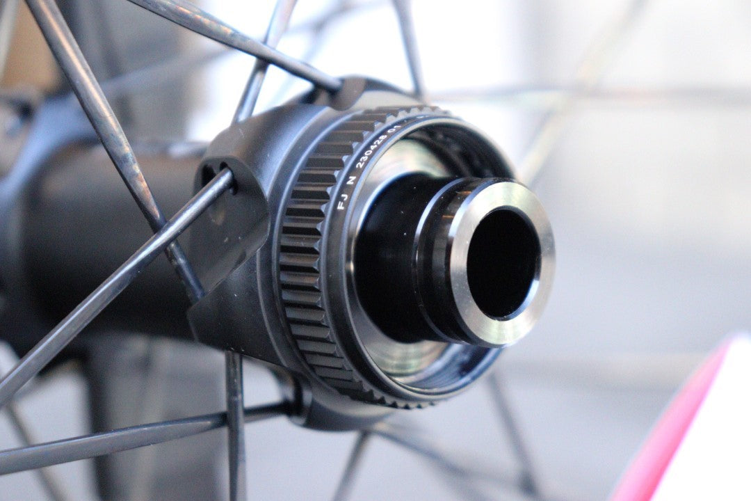 DT SWISS GR1600 スプライン Spline 25 DB 650B アルミ チューブレス