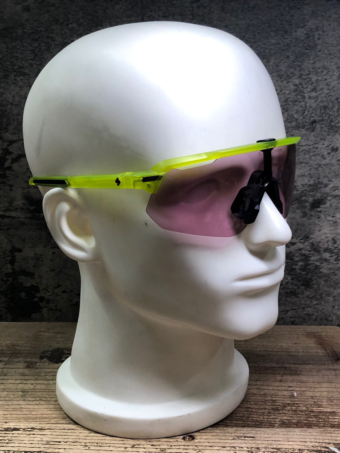 JH964 sweetprotection SHINOBI アイウェア サングラス 緑 Photochromic