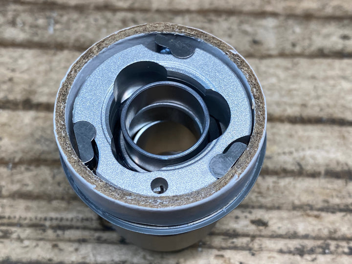 JH730 カンパニョーロ CAMPAGNOLO XDR フレーボディ 未使用
