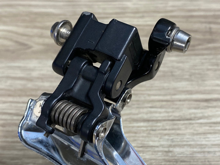 KQ619 シマノ SHIMANO 105 FD-5700 フロントディレイラー 直付 ※座金欠品