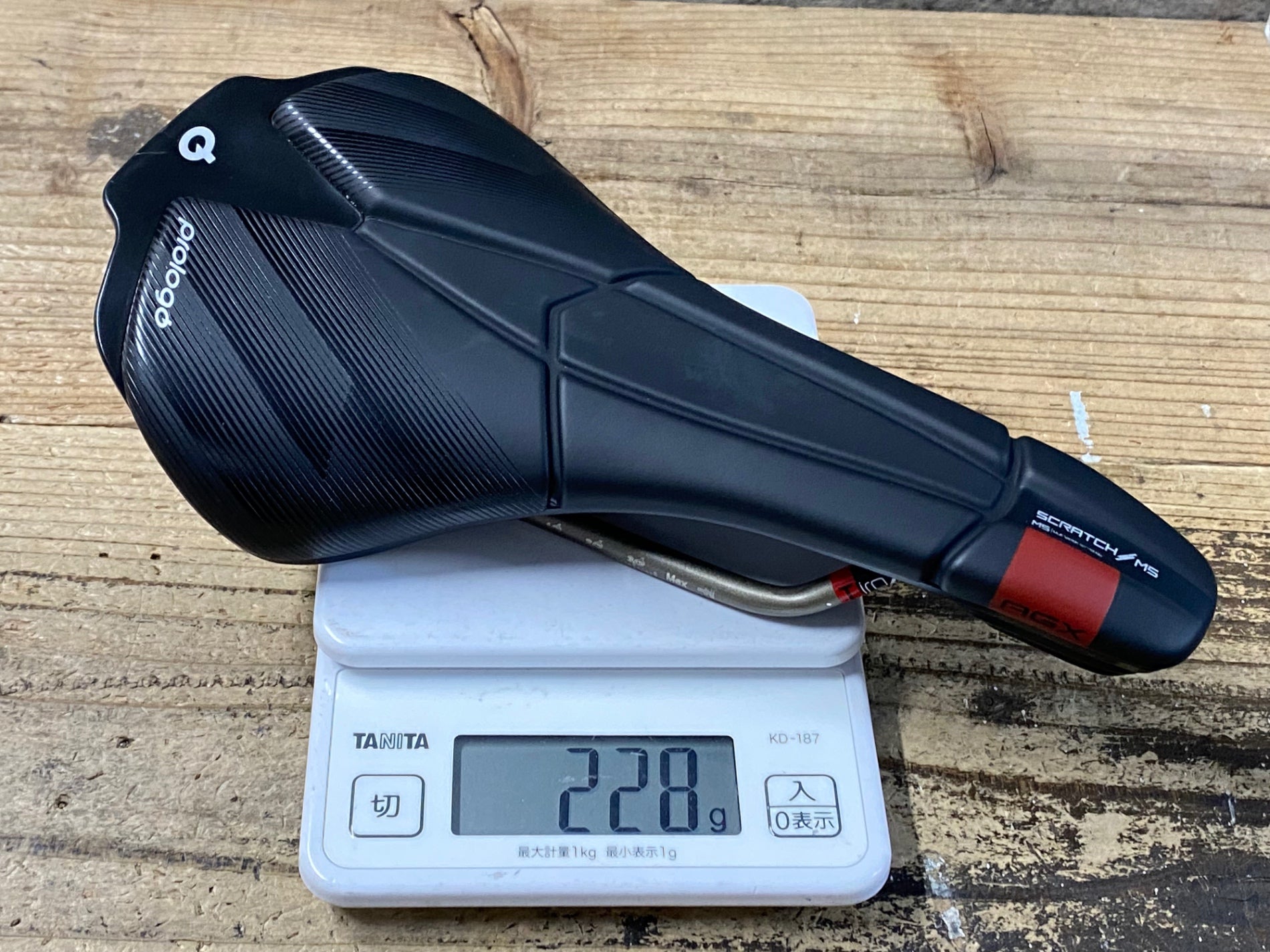 KF066 プロロゴ prologo SCRATCH M5 サドル 黒 Tiroxレール – BICI