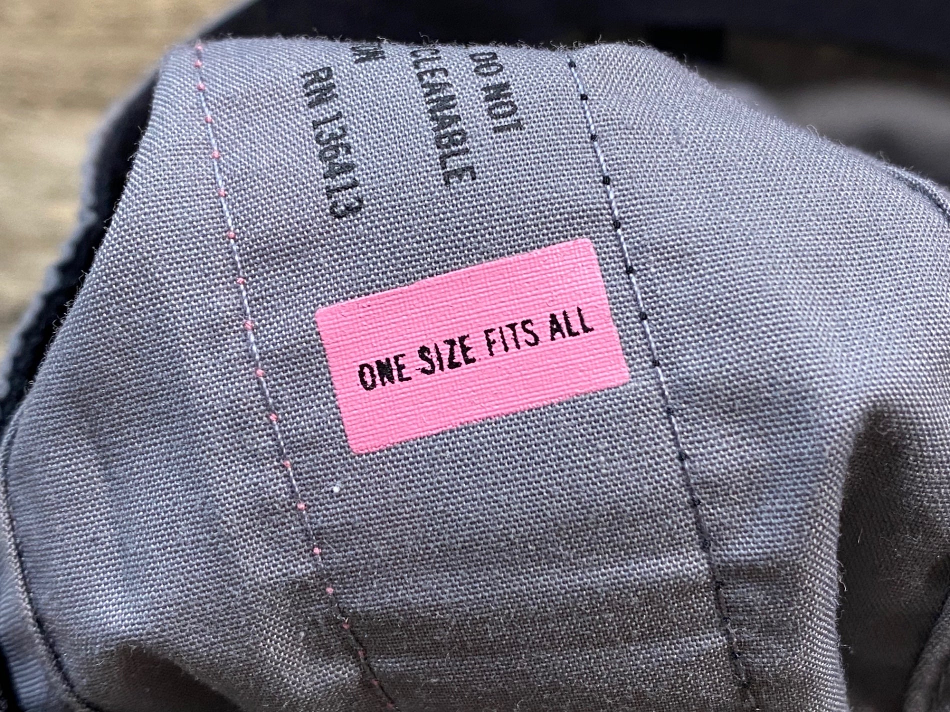 JV252 ラファ Rapha サイクルキャップ グレー ピンク ワンサイズ