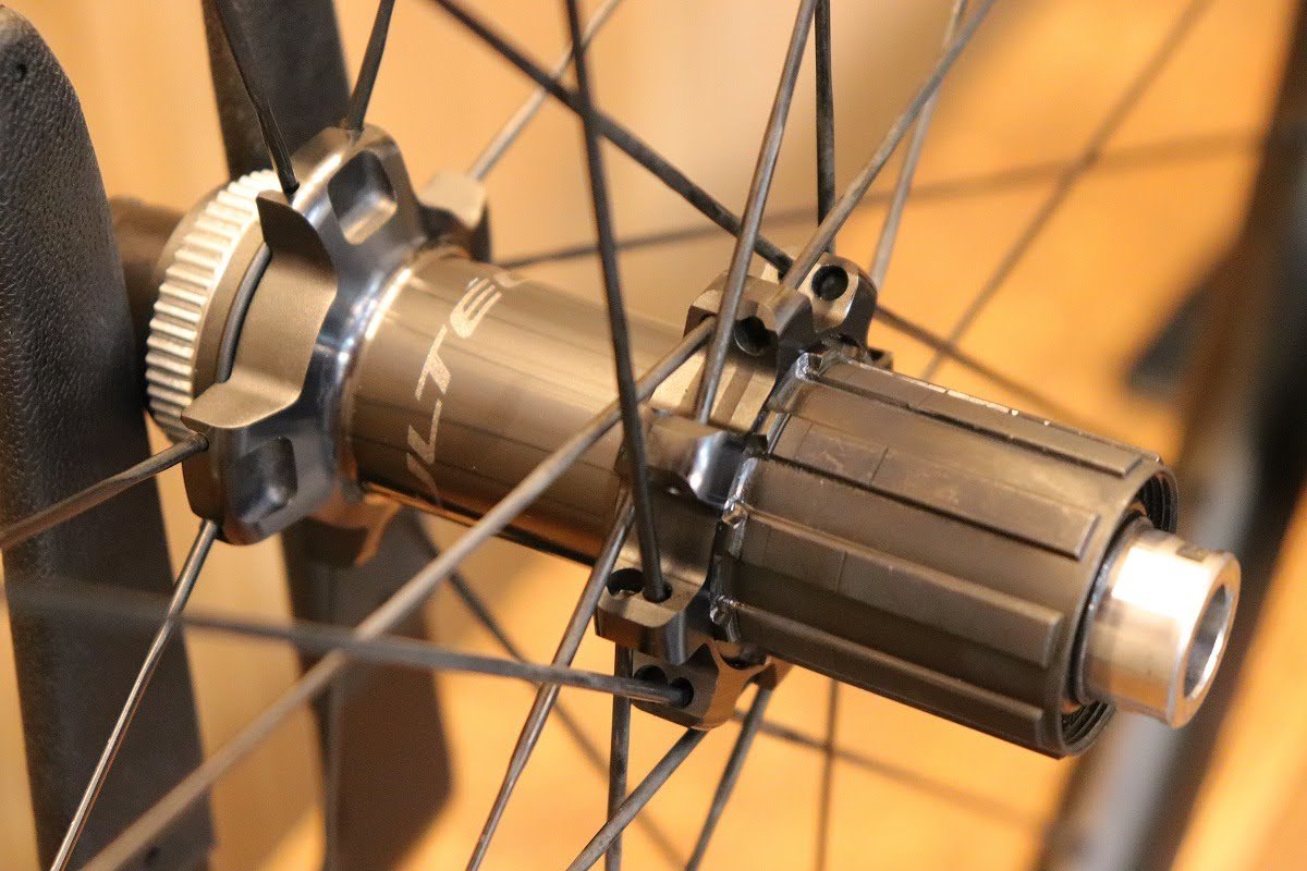 シマノ SHIMANO アルテグラ ULTEGRA WH-R8170 C36 TL チューブレス