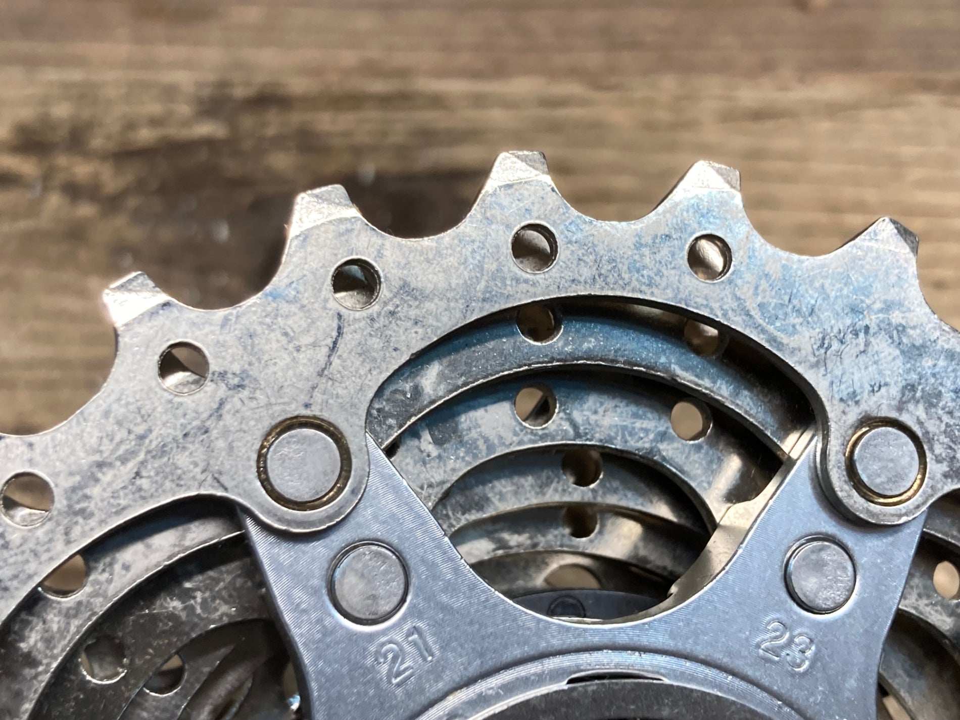 JA083 シマノ SHIMANO 105 CS-5700 スプロケット 11-25T 10S – BICI