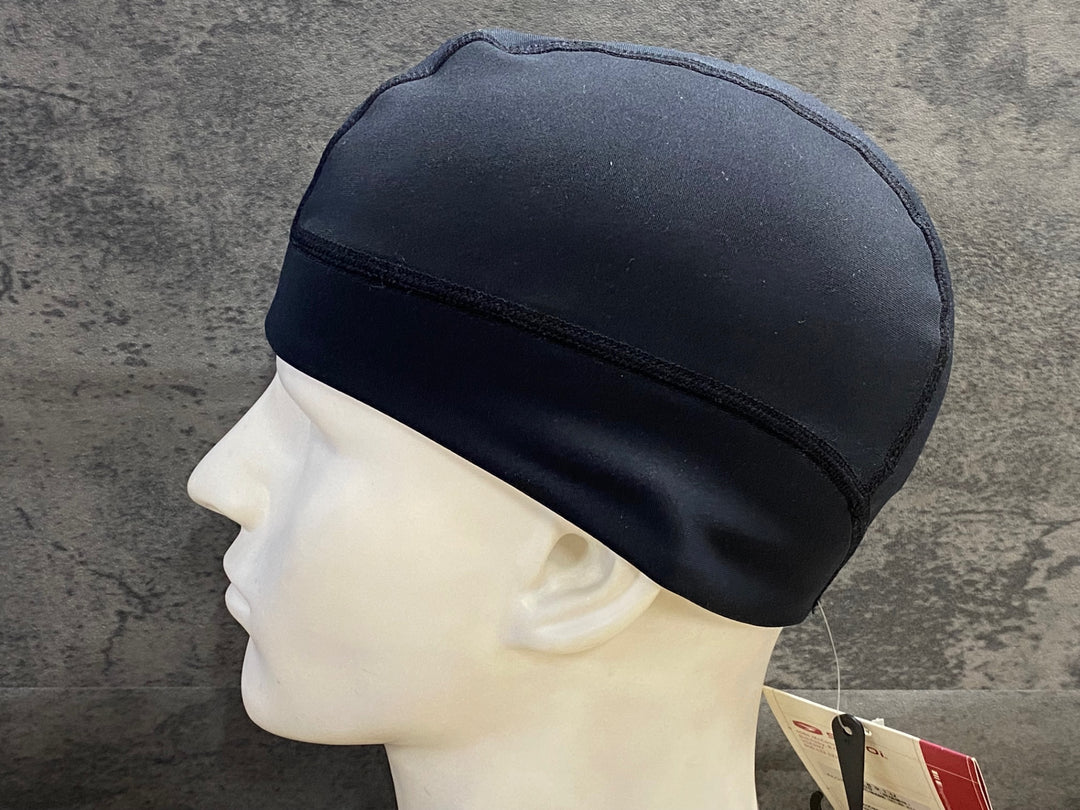 JV573 スゴイ SUGOi SubZero Skull CAP サイクルキャップ ビーニー 黒 ONESIZE 黒 裏起毛