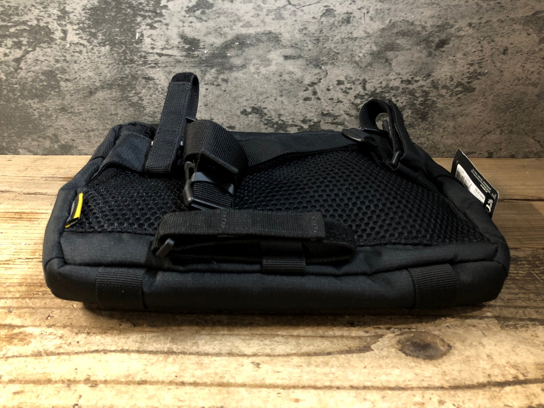 KE579 ジャックウルフスキン Jack Wolfskin ハンドルバーバッグ ポーチ ブラック