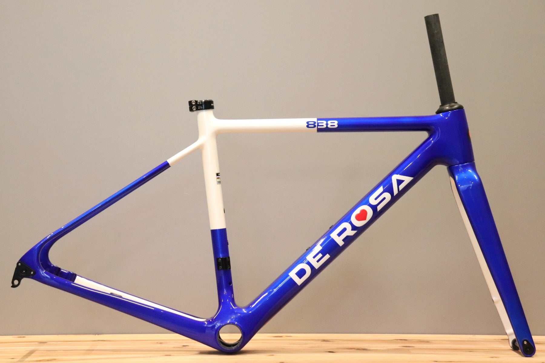 未使用 デローザ DE ROSA R838 DISK 2022モデル 46サイズ カーボン