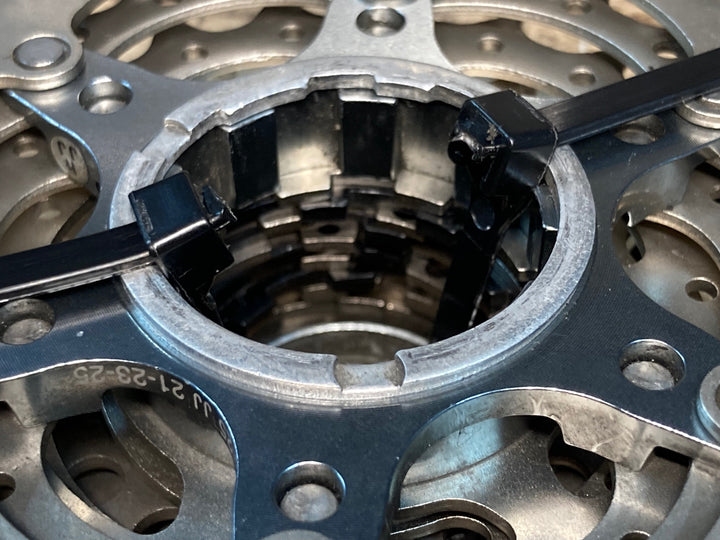 IY207 シマノ SHIMANO アルテグラ ULTEGRA CS-6700 スプロケット 10s 12-25T