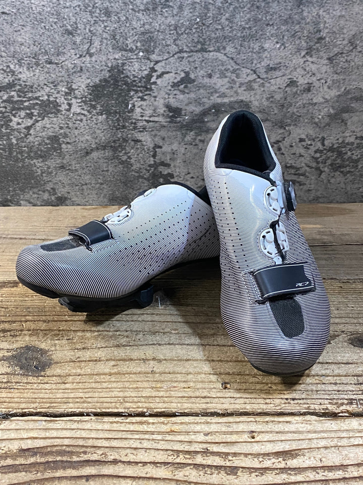 KG024 シマノ SHIMANO RC7 SH-RC700 S WIDE ビンディングシューズ 白 EU41