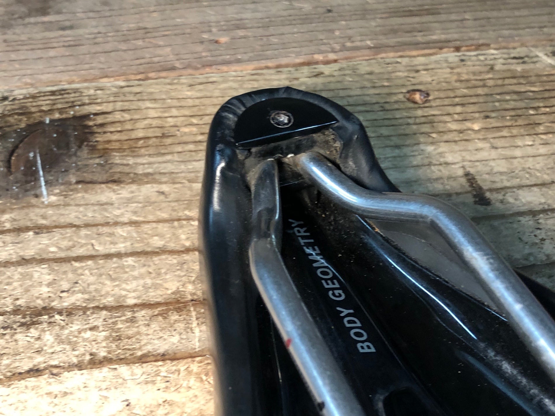 JU388 スペシャライズド SPECIALIZED シテロ SITERO サドル HOLLOWTi