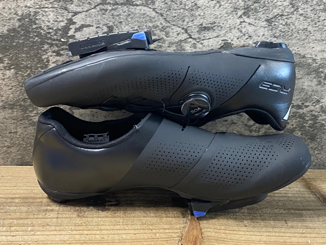 KG692 シマノ SHIMANO RC3 SHRC302M L01 ビンディングシューズ EU42 WIDE 3穴 黒