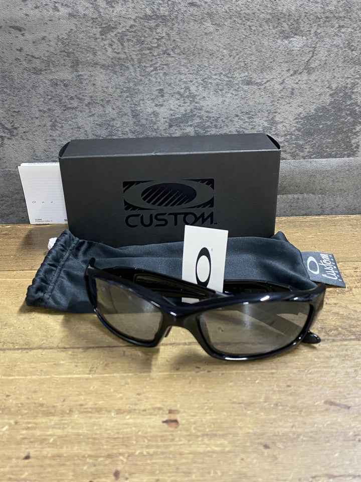 JV607 オークリー OAKLEY STRAIGHT サングラス アイウェア 黒