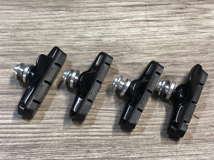 JS952 カンパニョーロ CAMPAGNOLO コーラス CHORUS キャリパーブレーキ ※ワイヤー受け、Fキャリパーワイヤー固定ボルト欠品