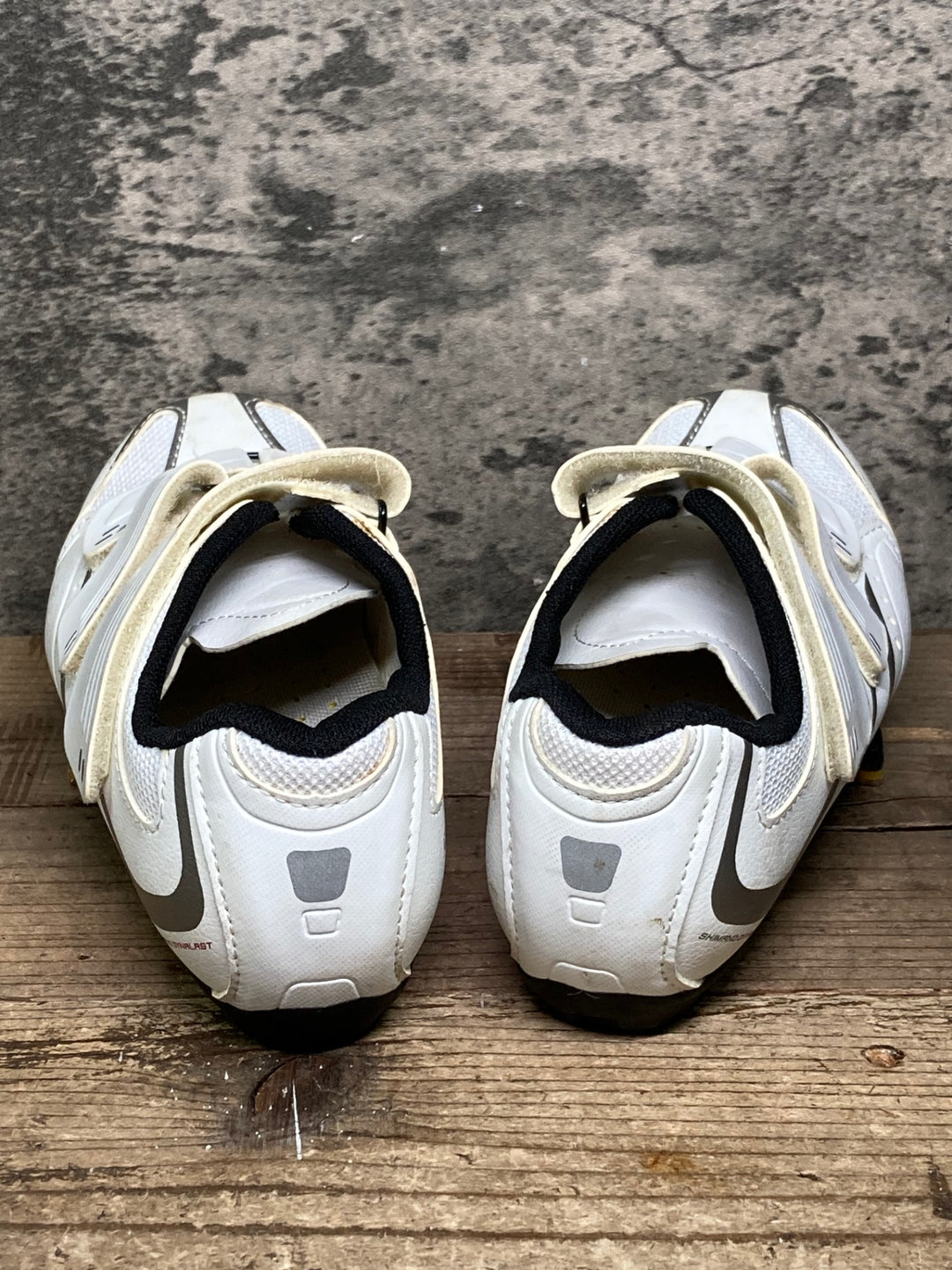 JE574 シマノ SHIMANO WR32 SH-WR32W ビンディングシューズ 3穴 白 EU36