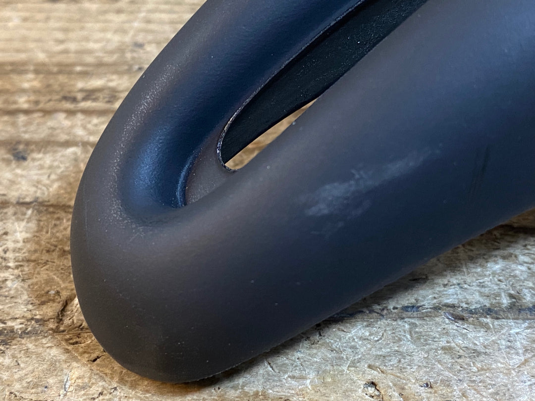 KB004 SELLE SMP HYbRiD サドル aisi304レール 140mm