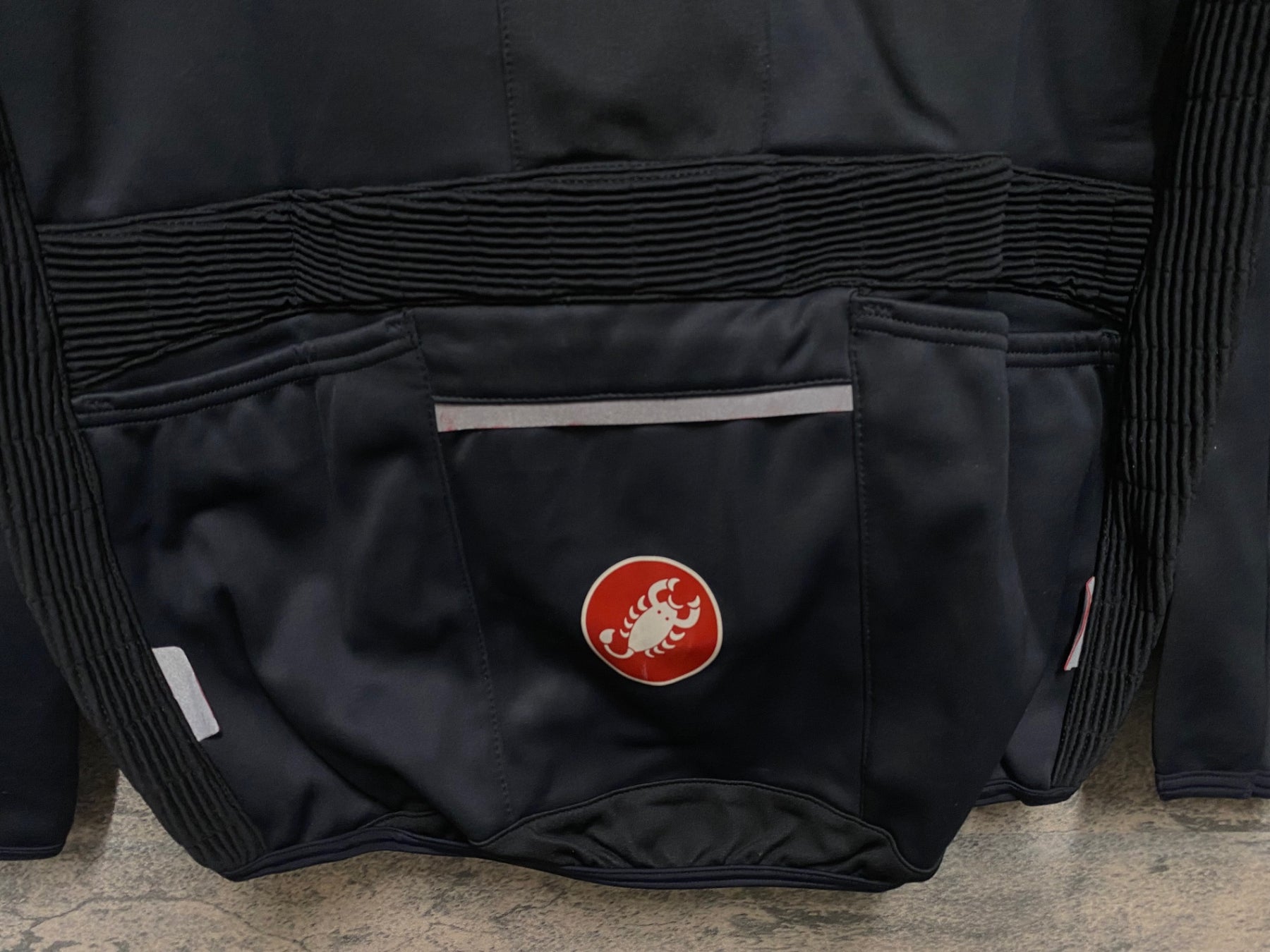 美品 CASTELLI カステリ ロッソコルサ サイクルジャケット ブルゾン JP983 カステリ CASTELLI ロッソコルサ ROSSO CORSA 長袖 サイクル