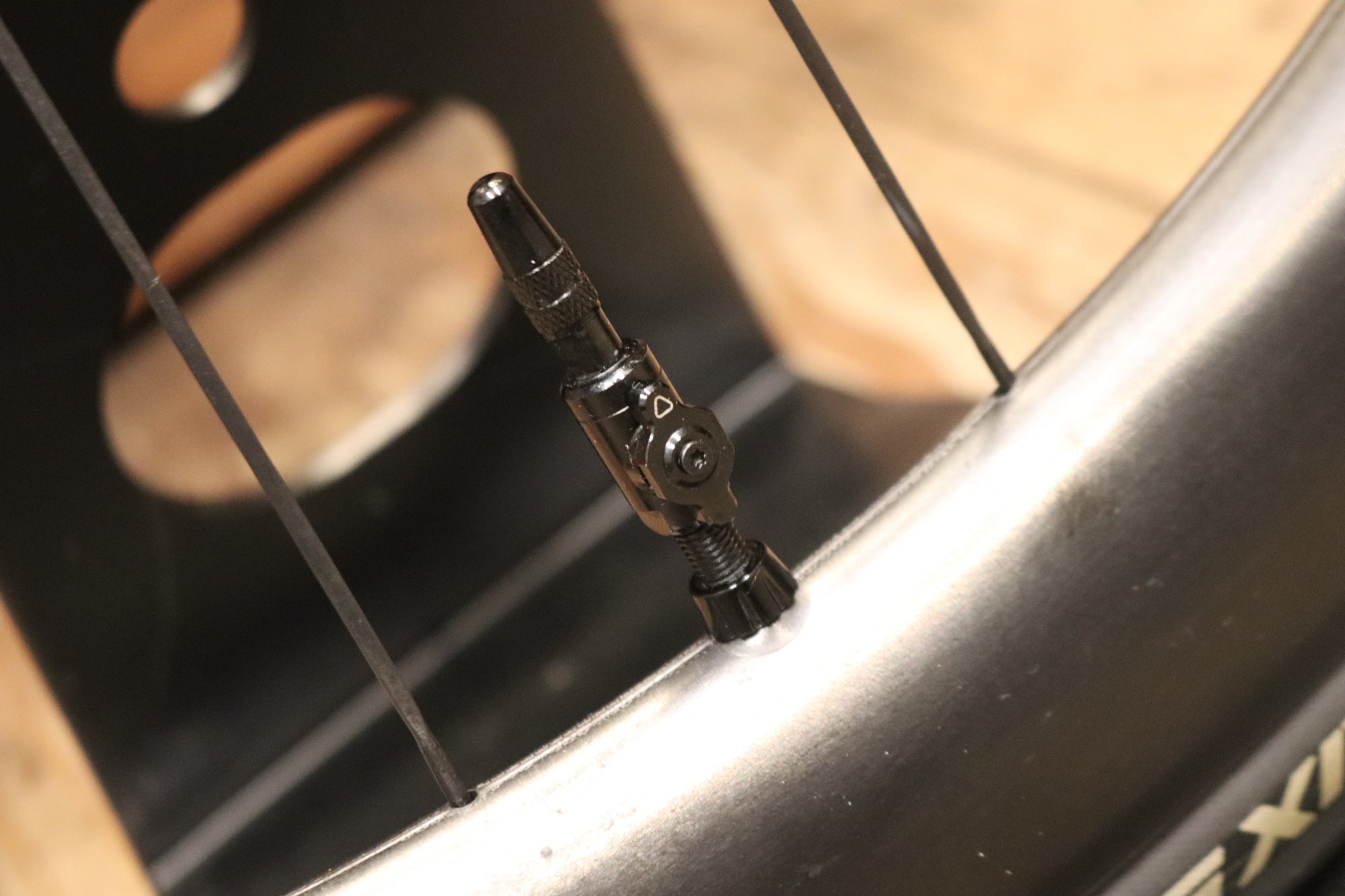エンヴィ ENVE SES 3.4 NEW STRAIGHT SPOKE DISC カーボン フックレ