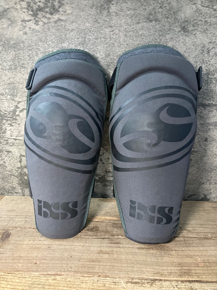 JX674 ixs Carve EVO+ knee guard ニーガード グレー XS