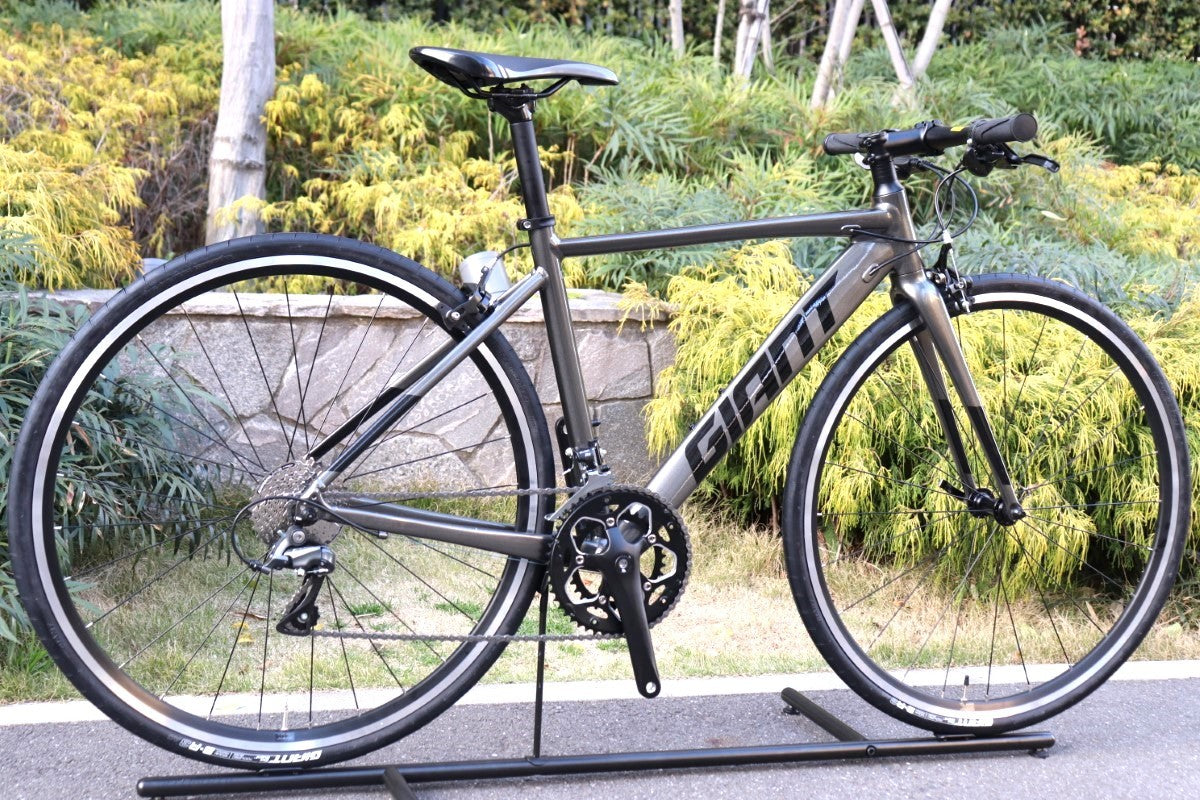 お得最安値GIANT FORMA SHIMANO claris クロスバイク サイズ S 2021年モデル 自転車 ジャイアント 中古 良好 直 S6409311 Sサイズ