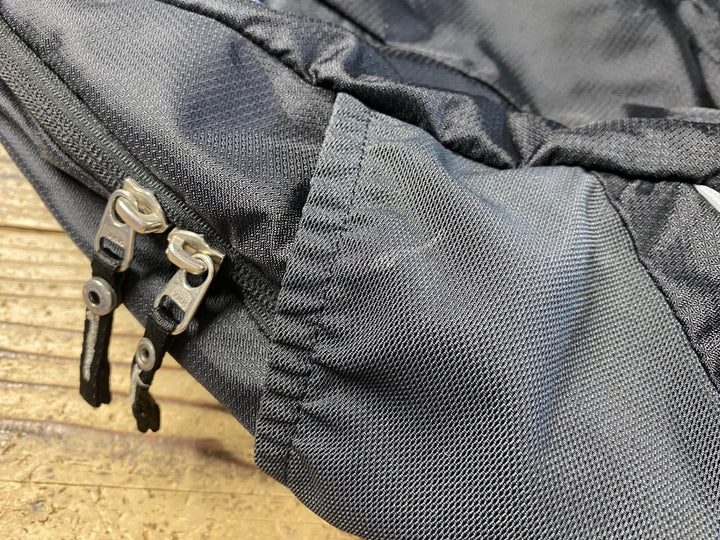 KD521 ドイター deuter superbike 18 EXP リュックサック バックパック 黒