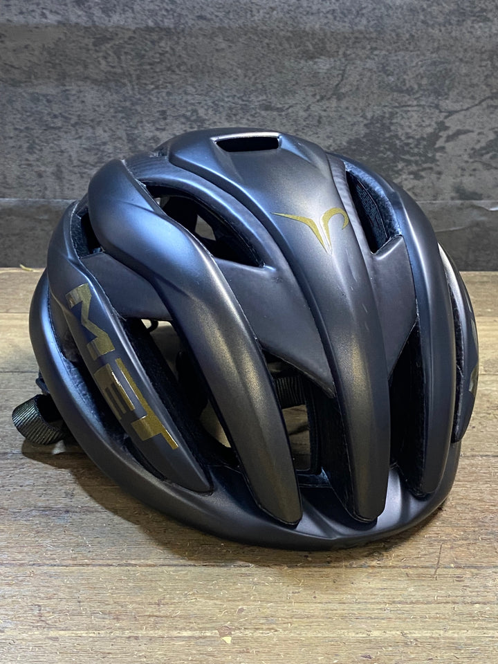 KL382 メット MET M146 TRENTA 3K CARBON ヘルメット 黒 M 56-58cm POGACAR 2024/9製造
