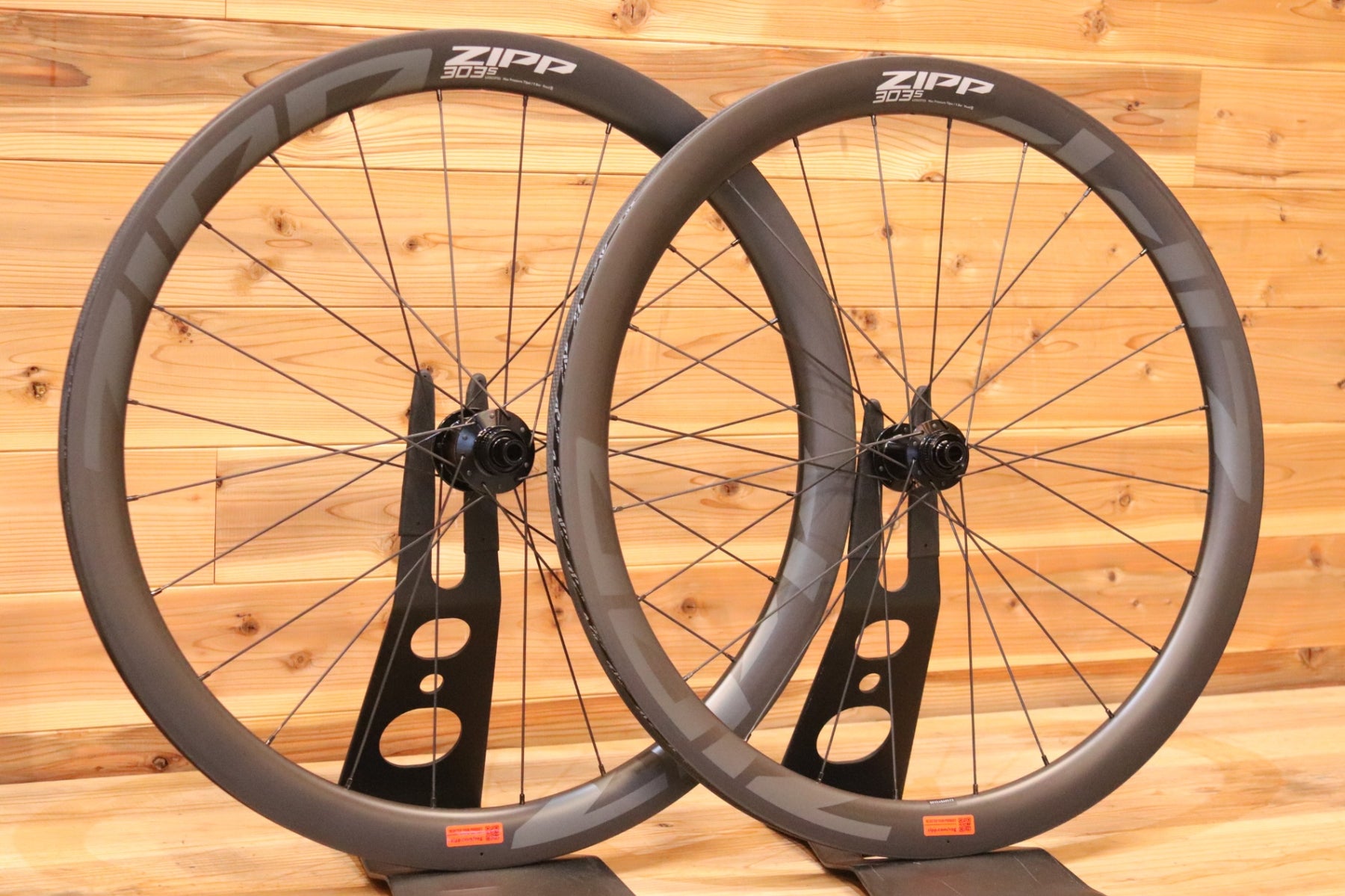 未走行品！ ジップ ZIPP 303S DISC シマノ 11S/12S 23㎜ フックレス