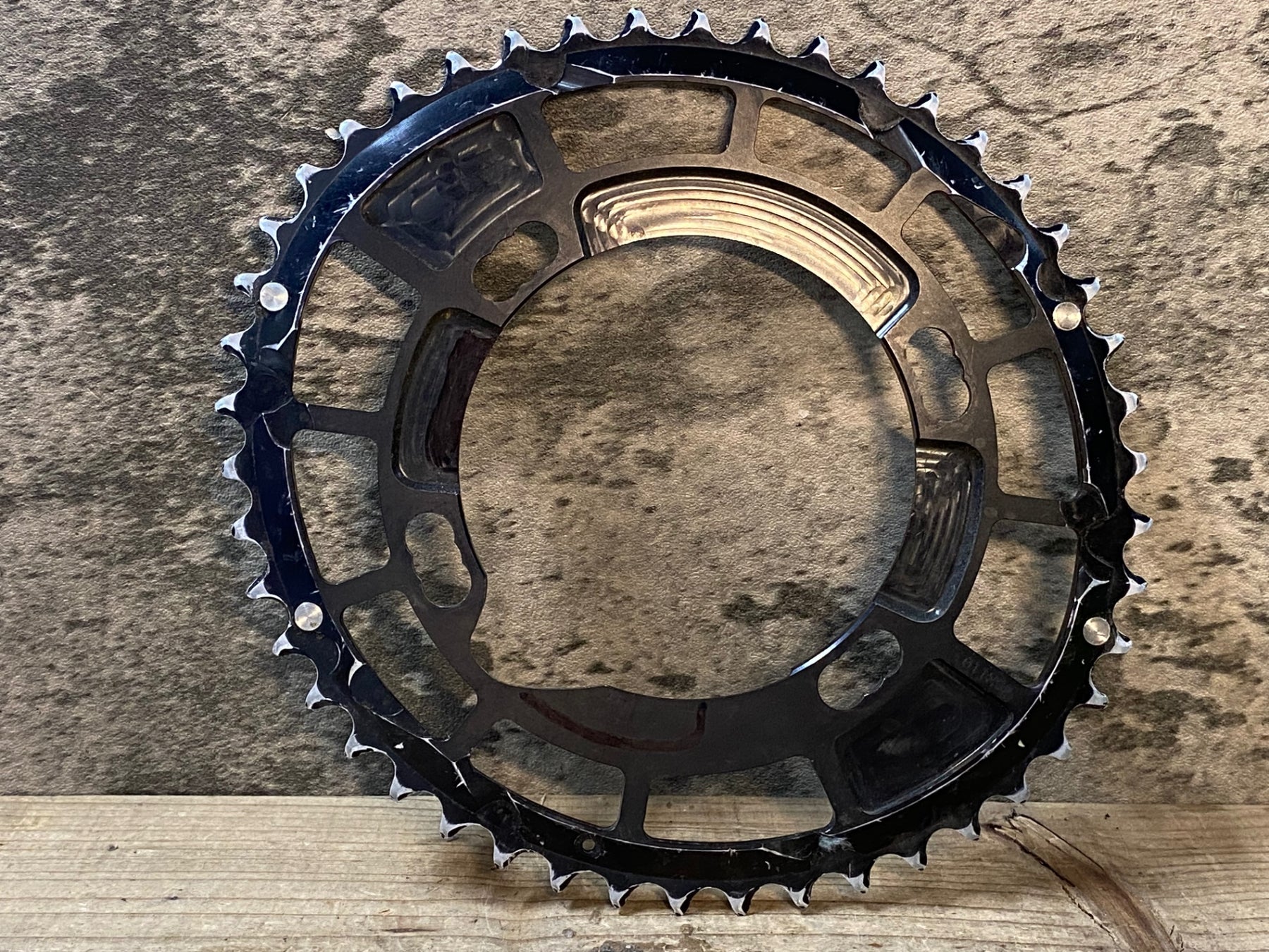 JS059 ローター ROTOR QRINGS アウター 楕円チェーンリング 46T 11S