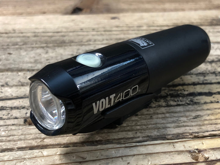 JP938 キャットアイ CATEYE VOLT 400 フロントライト 点灯確認済み